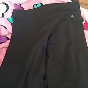 Black jogging pants